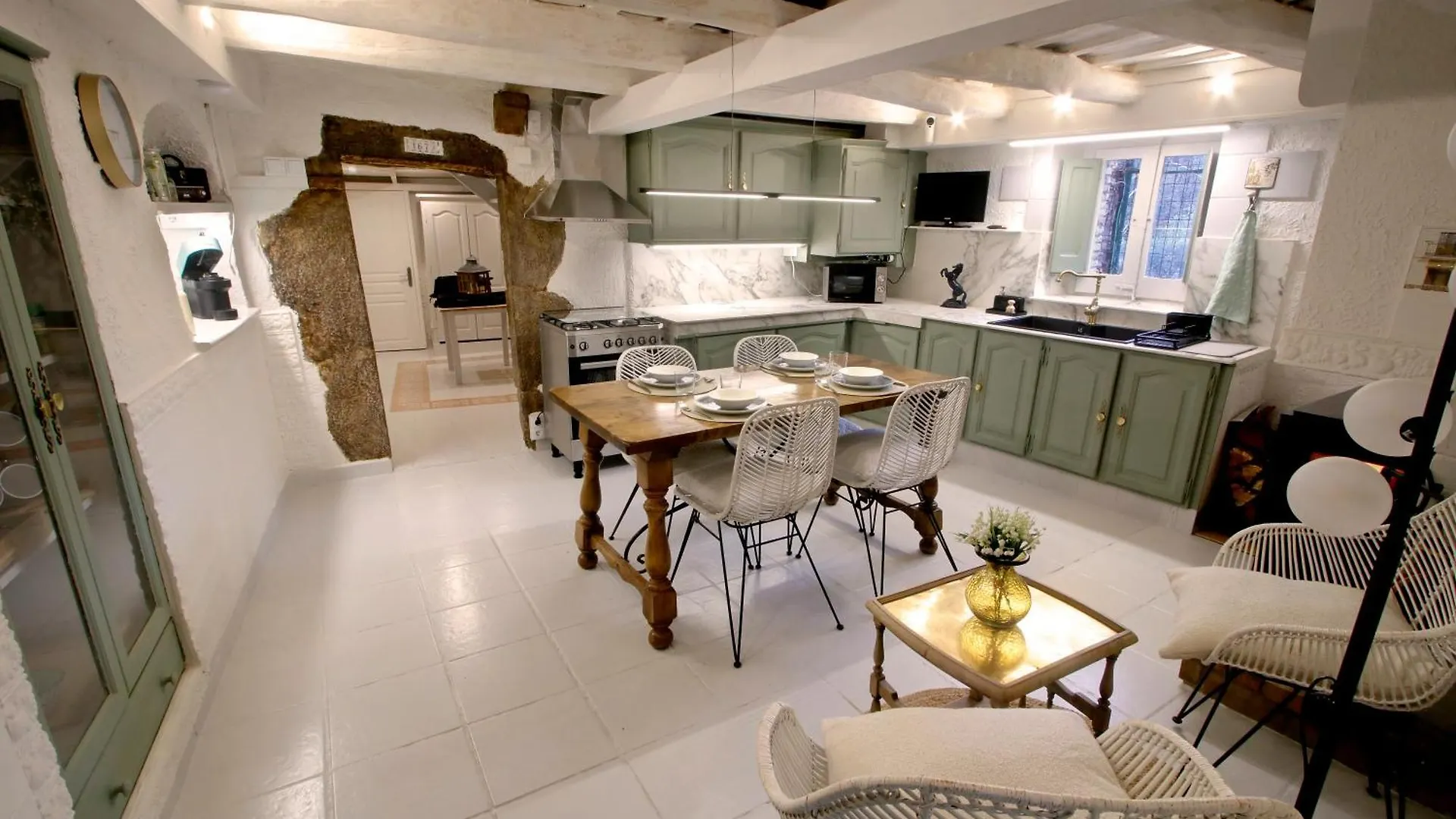 Holiday home Masia Con Encanto En El Bosque A 10 Min De Girona Celra
