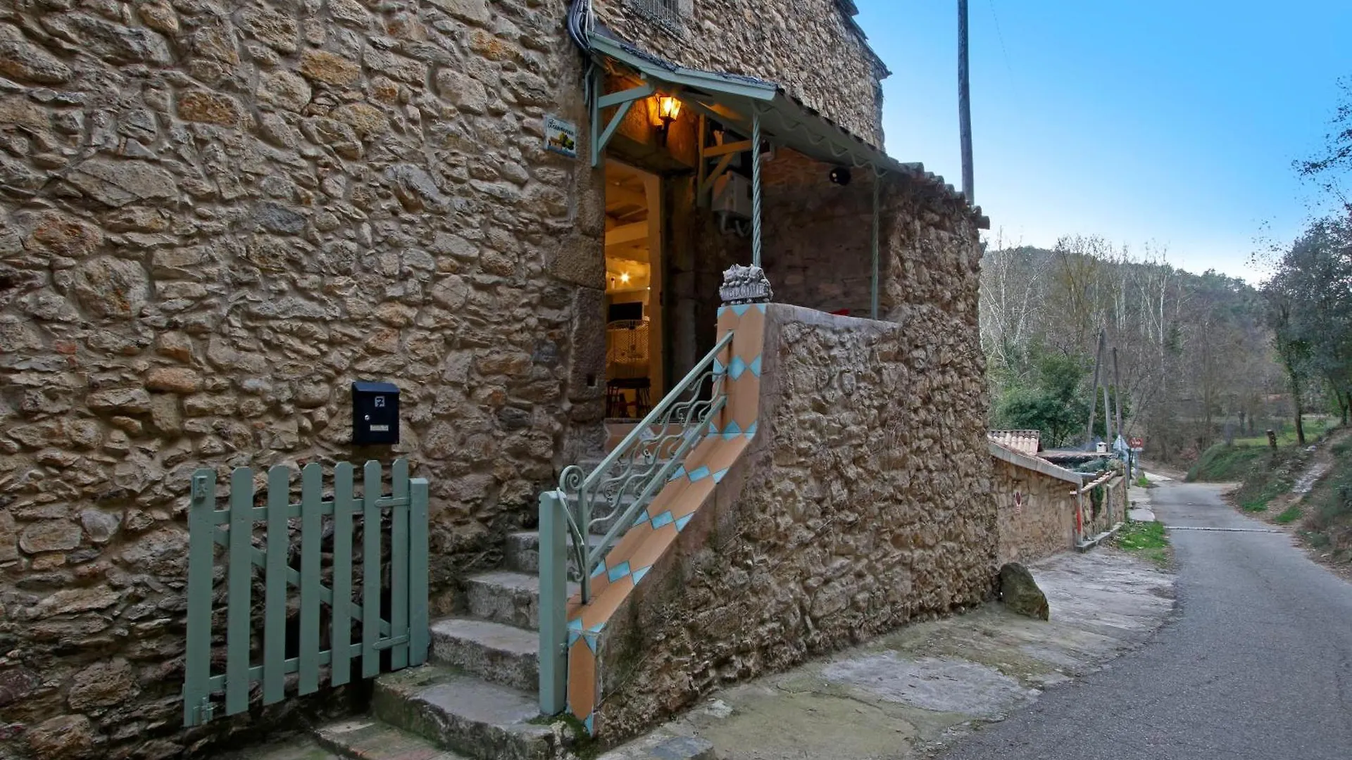 Masia Con Encanto En El Bosque A 10 Min De Girona Celra Holiday home